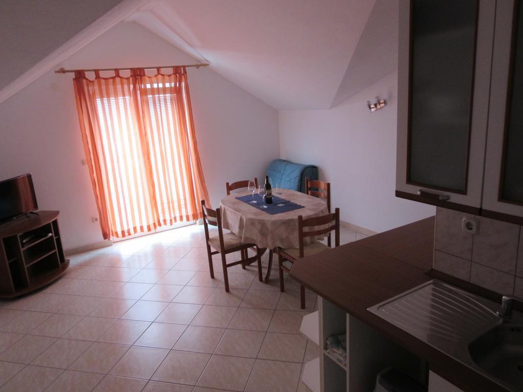 Apartments Jerica Μπολ Εξωτερικό φωτογραφία